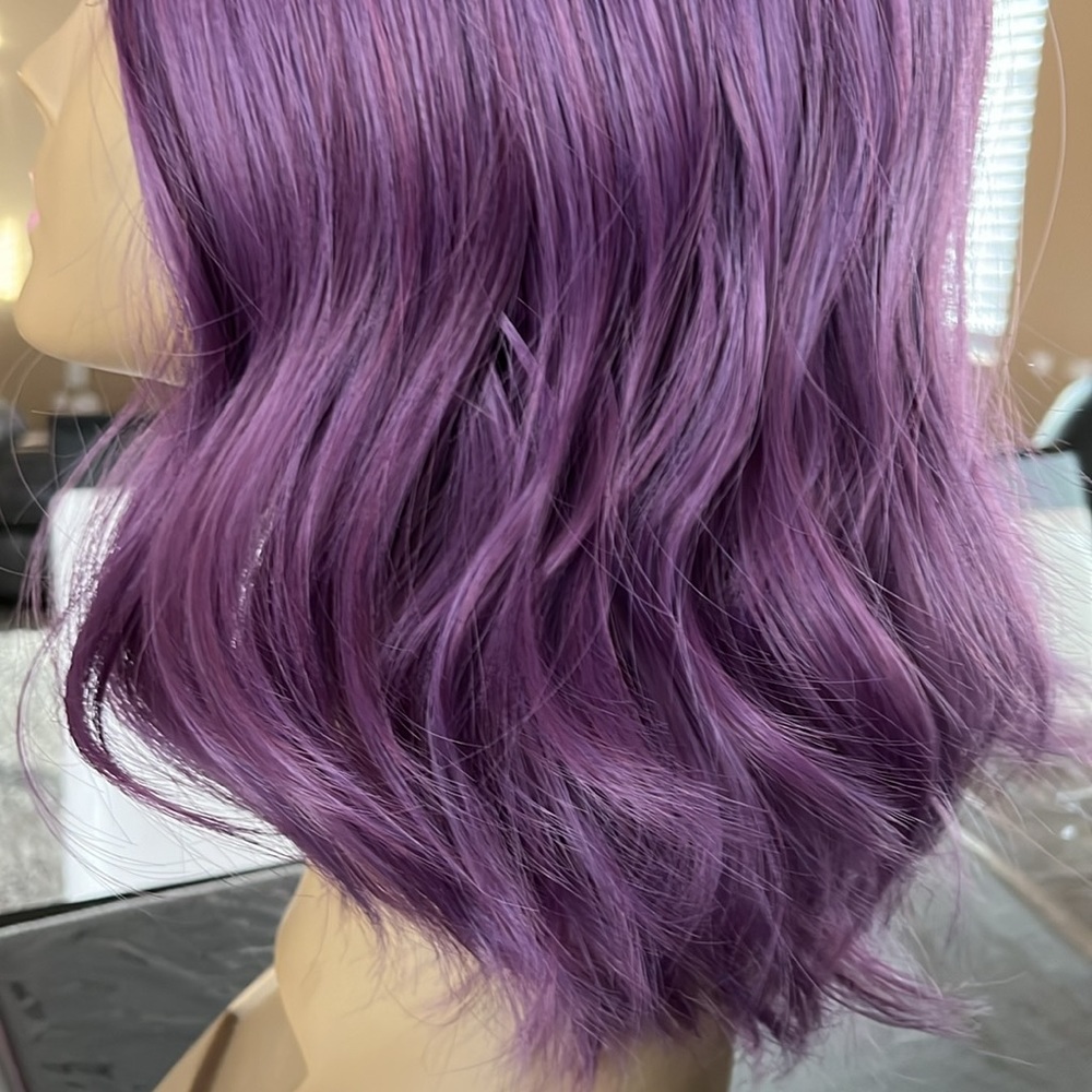 Wig - Picture 2 of 5
